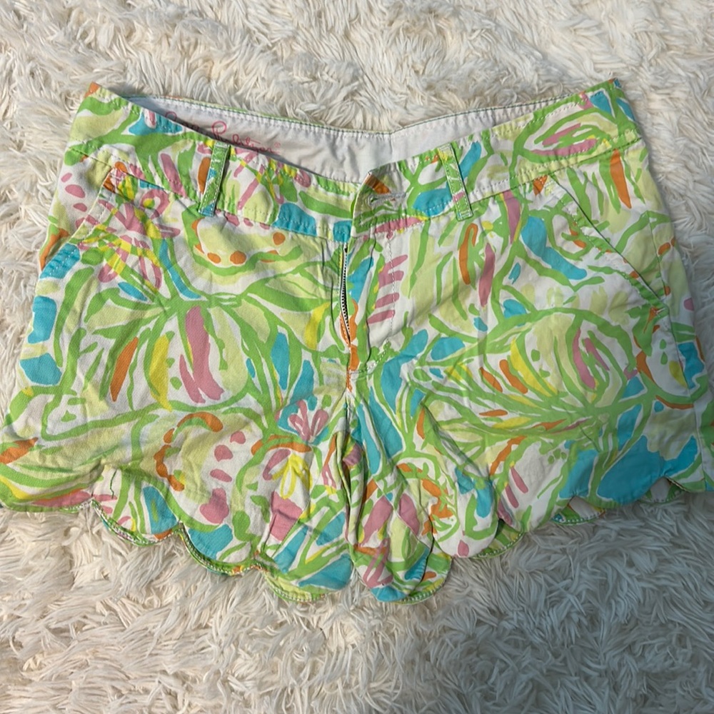 Lilly Pulitzer buttercup shorts!